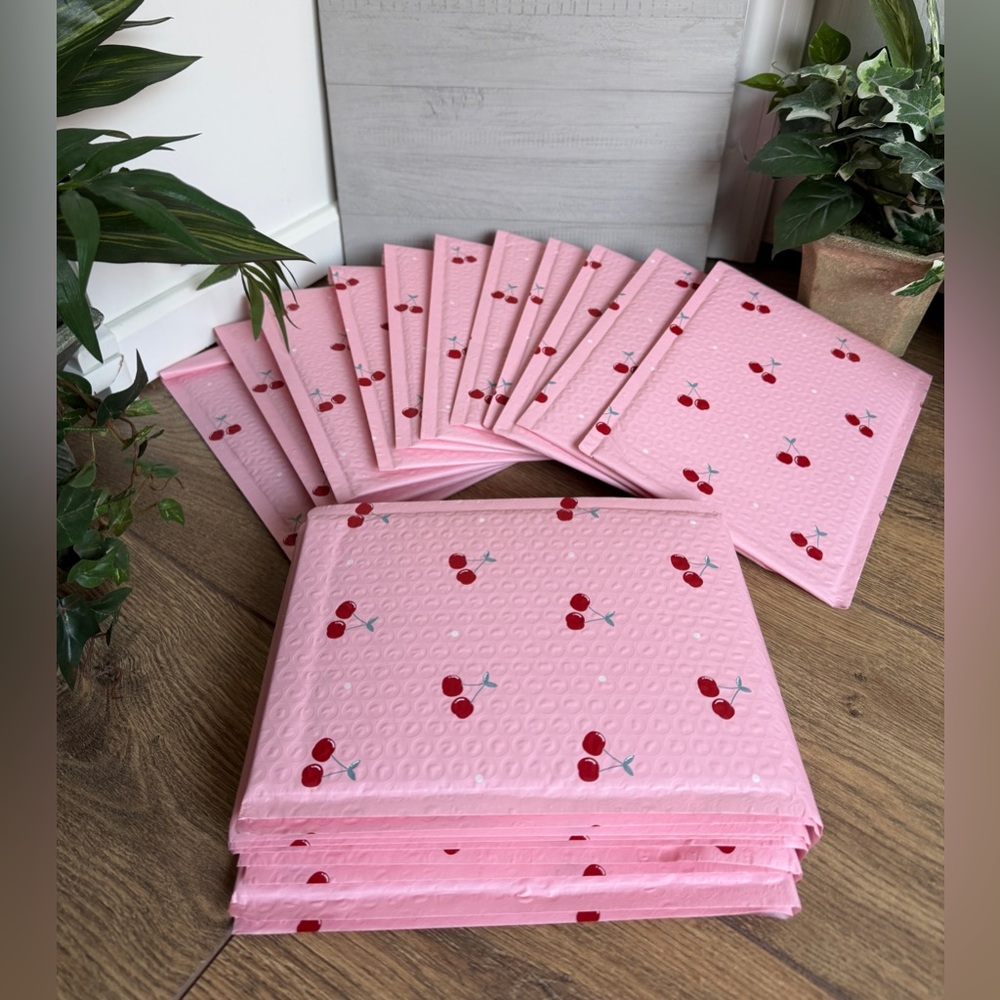Pink Cherry Poly Bubble Self-Sealing Padded Mailers - 9x6 - Qty. 20